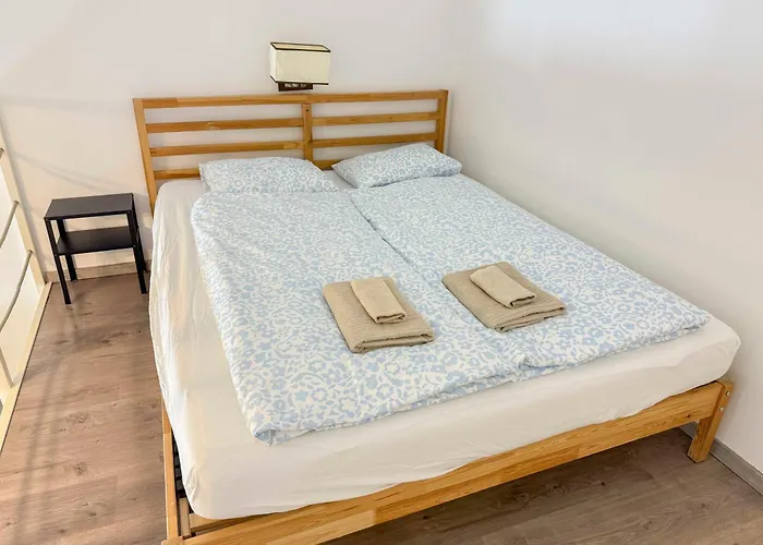 Cs7 Csanyi * Budapest