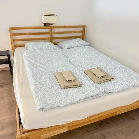 Cs7 Csányi * Budapest