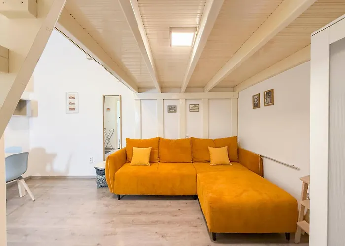 Cs7 Csanyi Apartament *